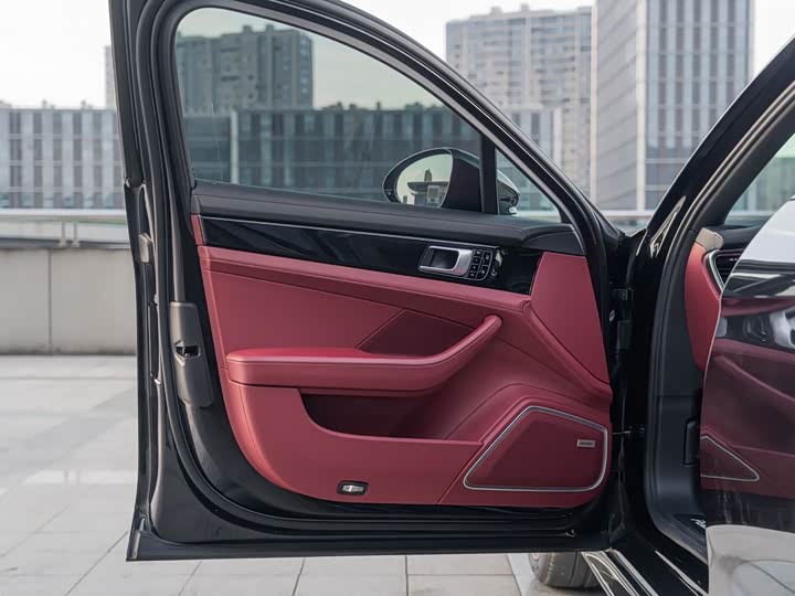 Фото 8 - Porsche Panamera