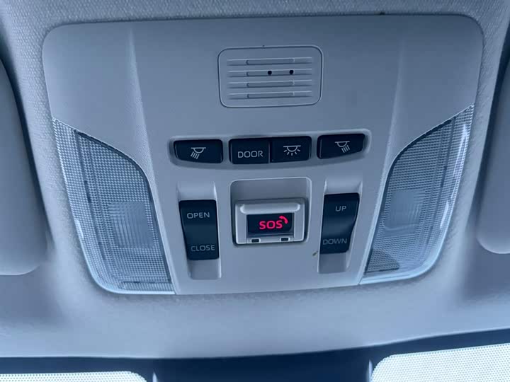 Фото 19 - Toyota Corolla