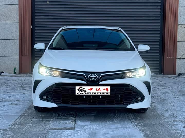 Фото 3 - Toyota Corolla