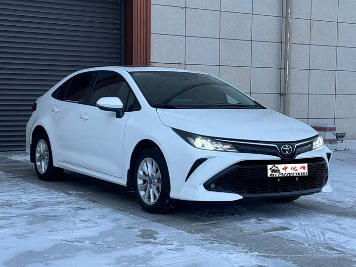 Фото 4 - Toyota Corolla