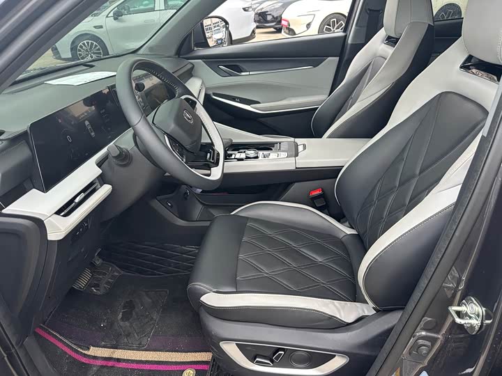 Фото 4 - Changan CS75 Plus