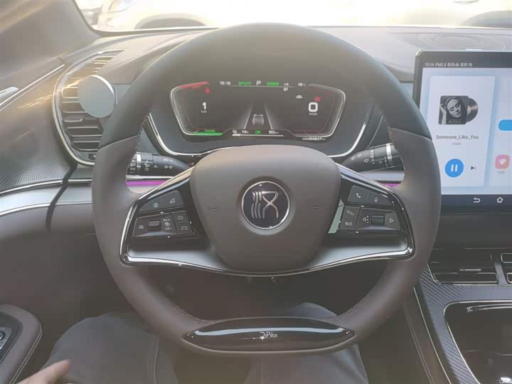 Фото 11 - BYD Han