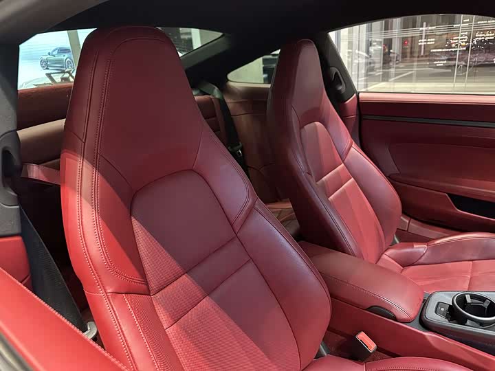 Фото 8 - Porsche 911