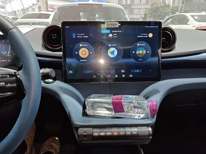 Фото 13 - BYD Dolphin