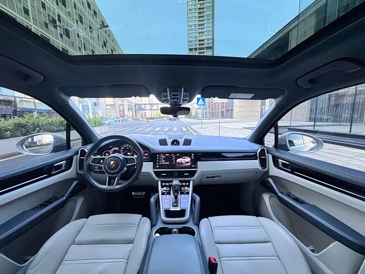 Фото 7 - Porsche Cayenne