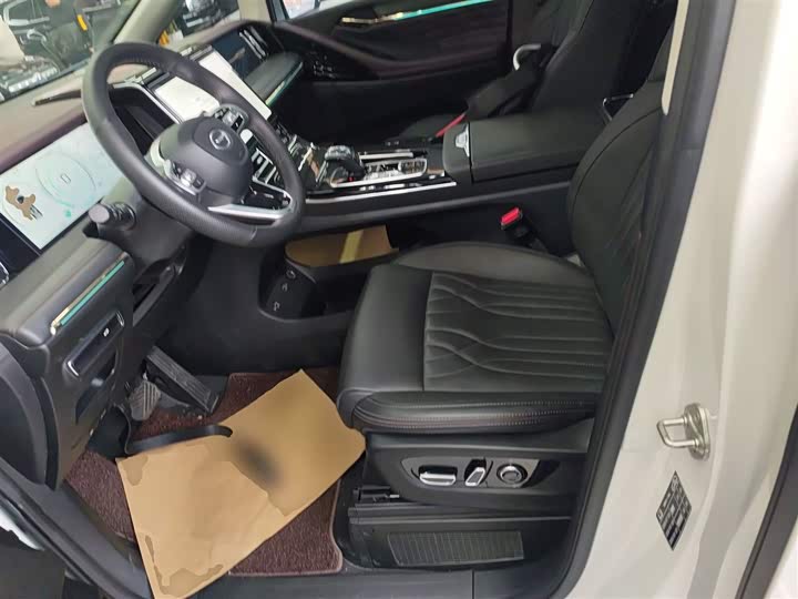 Фото 15 - GAC Trumpchi M8