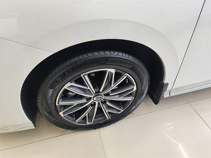 Фото 22 - GAC Trumpchi M8