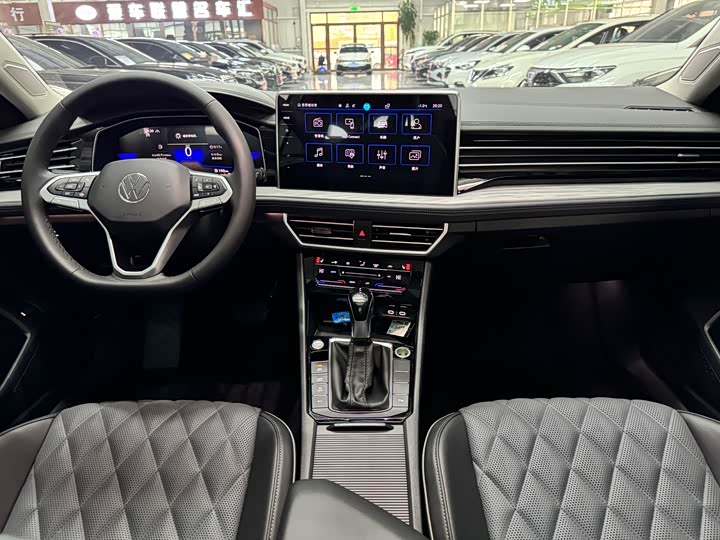 Фото 17 - Volkswagen Sagitar L