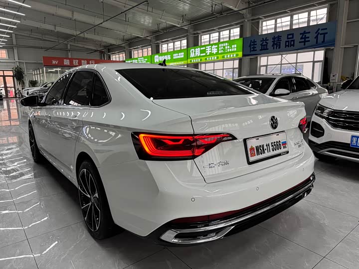 Фото 6 - Volkswagen Sagitar L