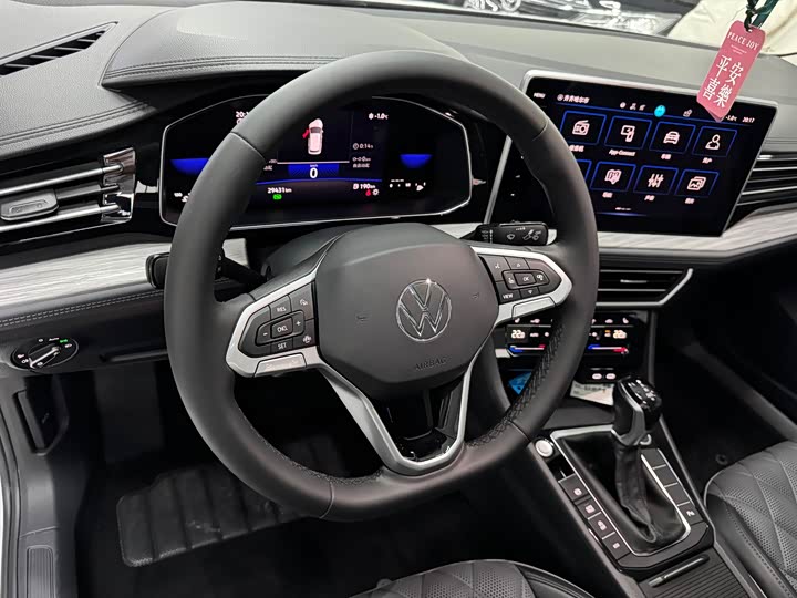 Фото 9 - Volkswagen Sagitar L