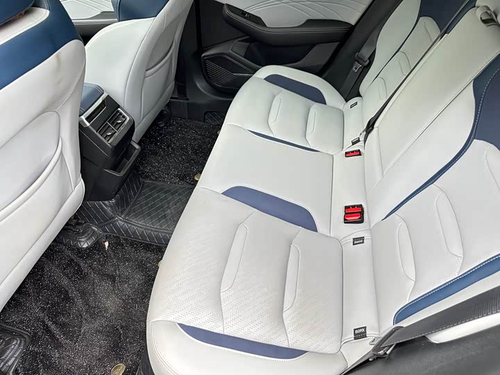 Фото 15 - Geely Preface