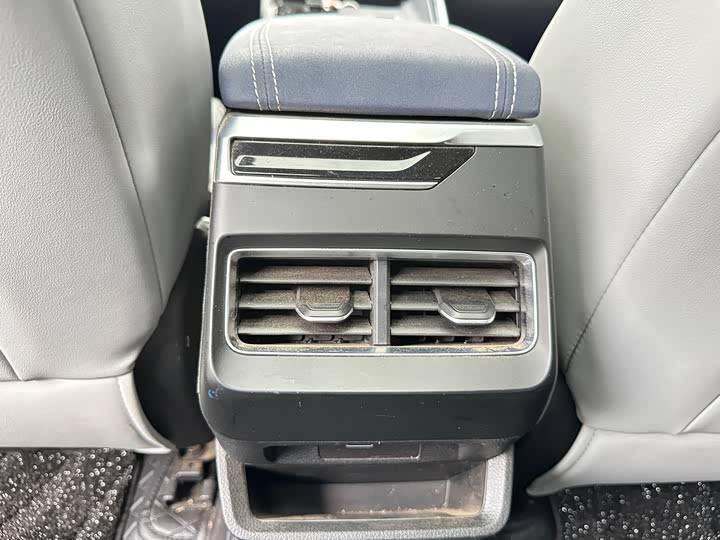 Фото 18 - Geely Preface