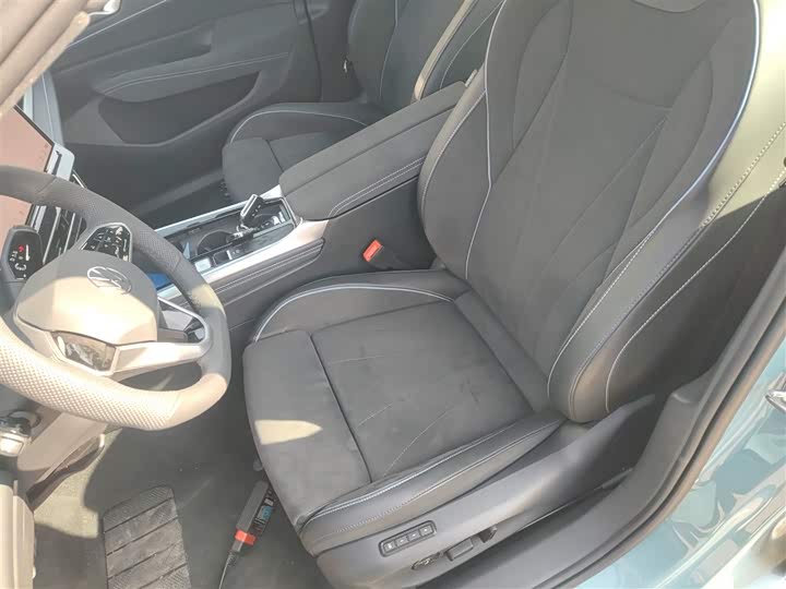 Фото 15 - Volkswagen Passat