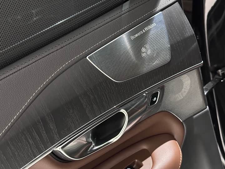 Фото 5 - Volvo XC90