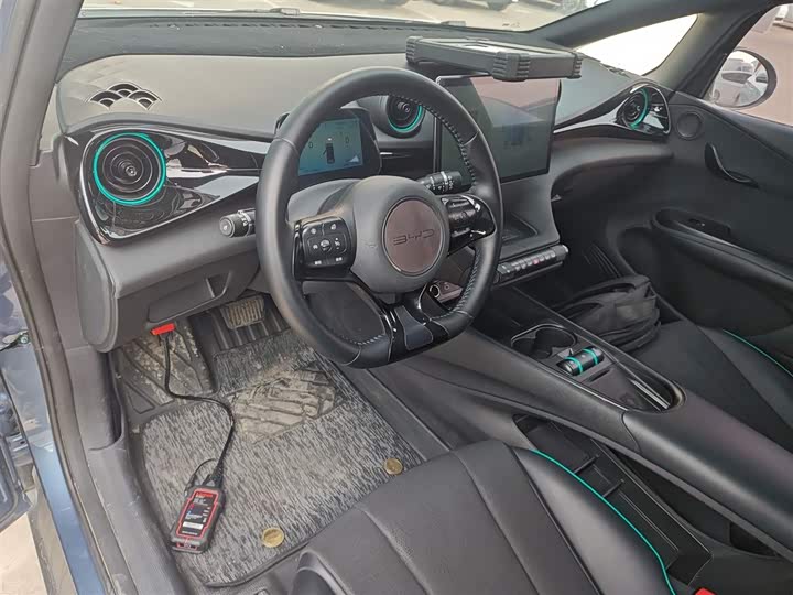 Фото 10 - BYD Dolphin