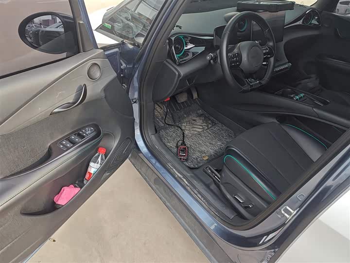 Фото 16 - BYD Dolphin