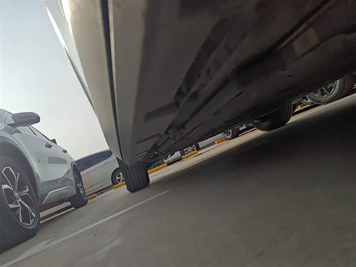 Фото 21 - BYD Dolphin