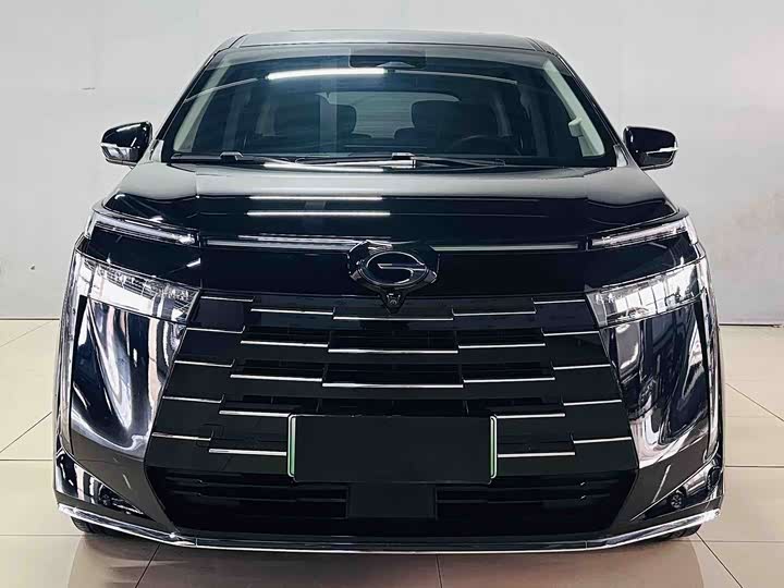 Фото 1 - GAC Trumpchi E8