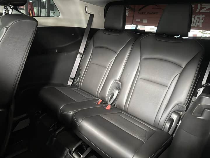 Фото 7 - Buick Enclave