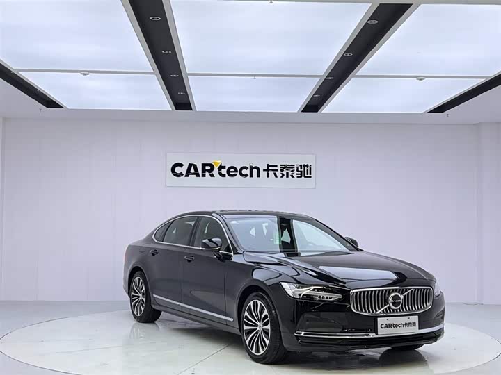 Фото 7 - Volvo S90