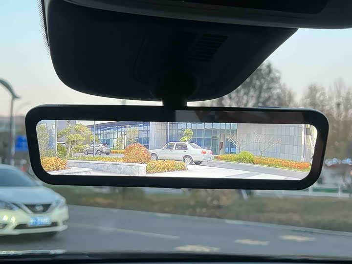 Фото 9 - Buick LaCrosse