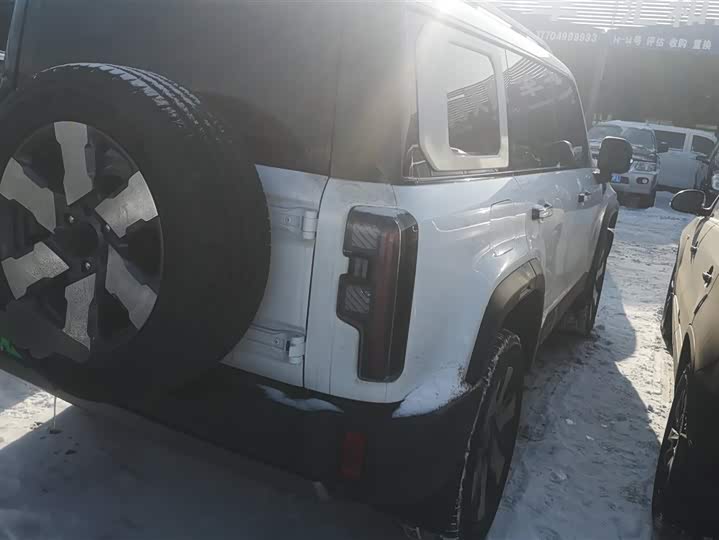 Фото 3 - BAIC Beijing BJ40 Hybrid