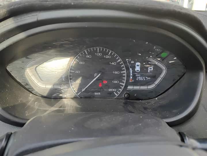 Фото 14 - Changan Alsvin