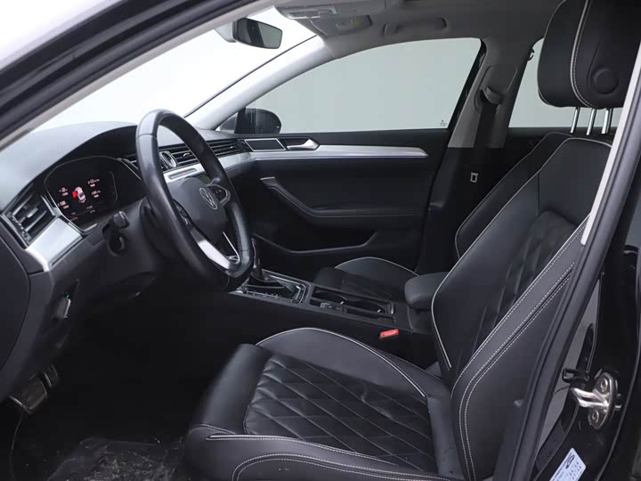 Фото 7 - Volkswagen Magotan GTE Hybrid