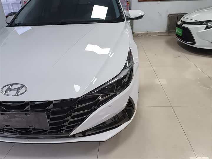Фото 24 - Hyundai Elantra N line
