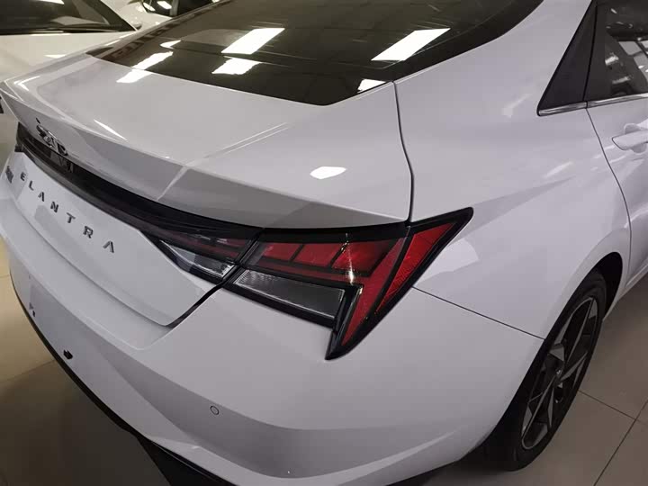 Фото 8 - Hyundai Elantra N line