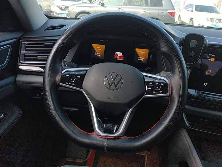 Фото 15 - Volkswagen Teramont X