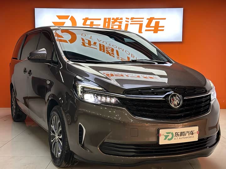 Фото 3 - Buick GL8 ES