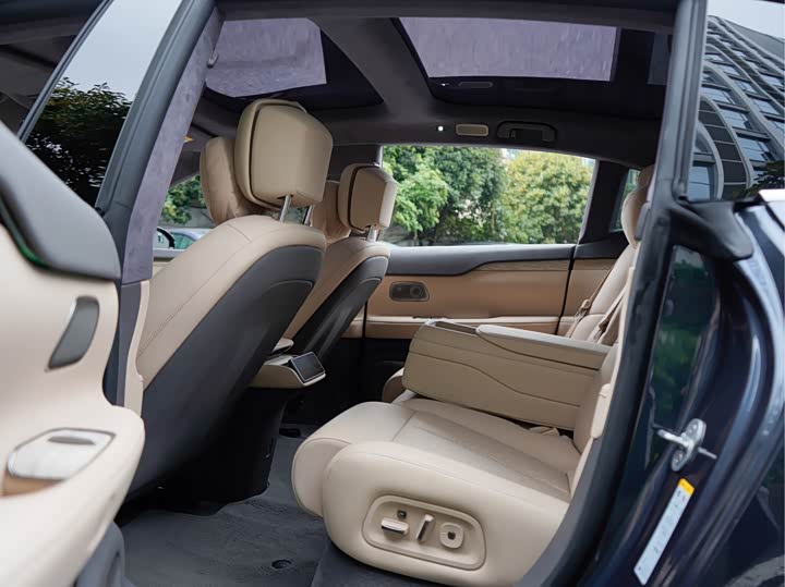 Фото 19 - Nio ET7