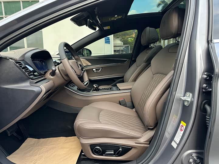 Фото 10 - BYD Han