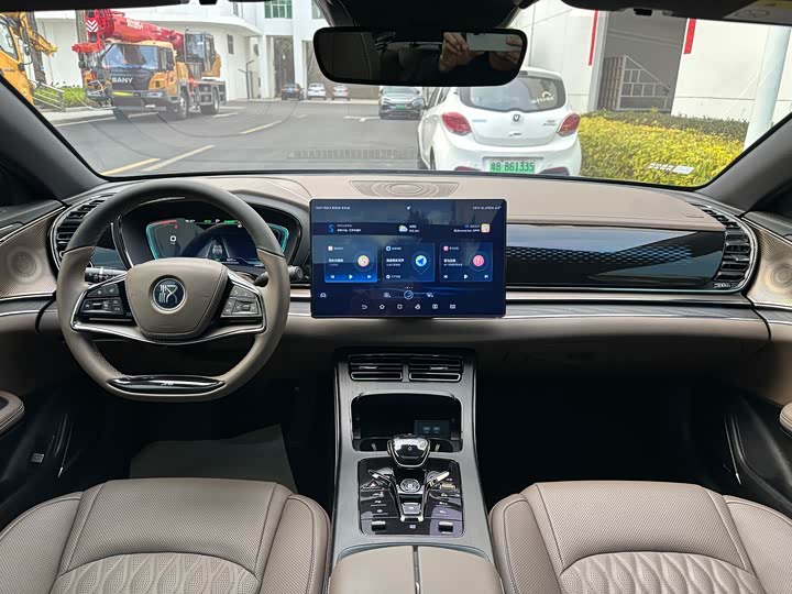 Фото 11 - BYD Han