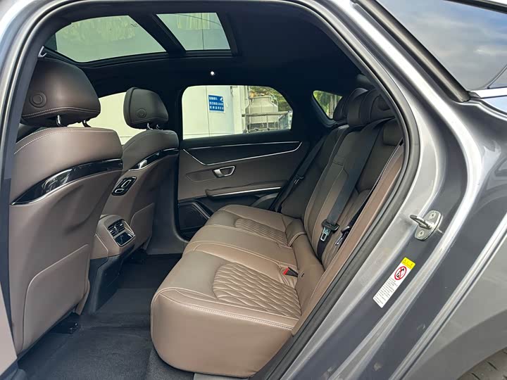 Фото 12 - BYD Han