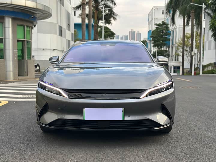 Фото 2 - BYD Han