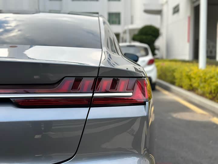 Фото 4 - BYD Han