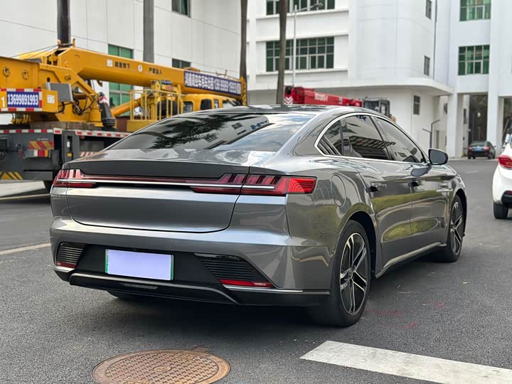 Фото 8 - BYD Han