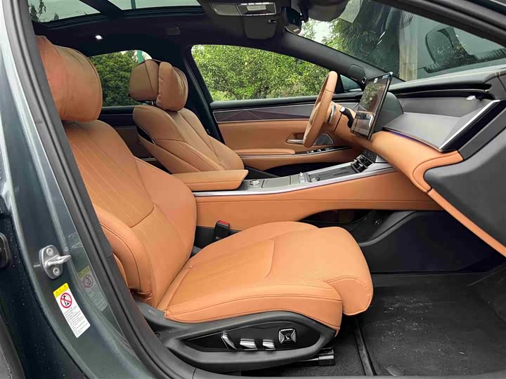 Фото 15 - BYD Han L