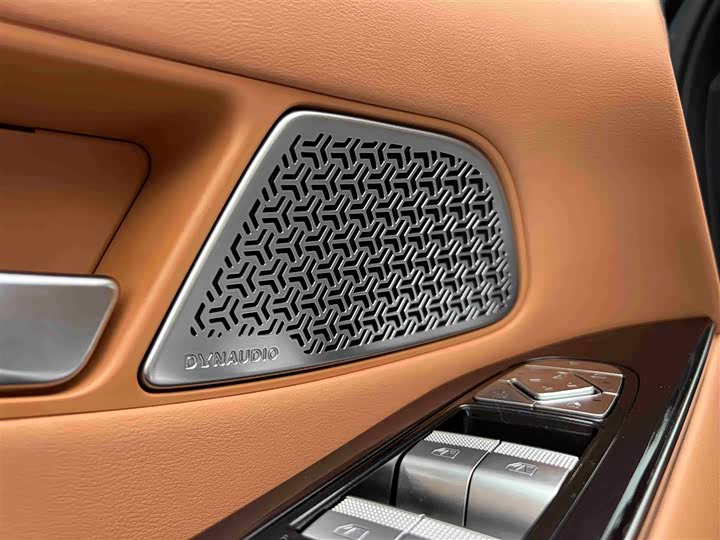 Фото 17 - BYD Han L