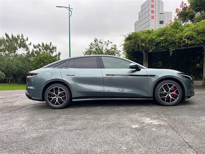 Фото 7 - BYD Han L