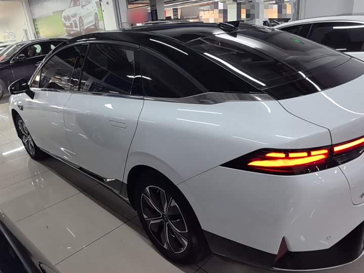 Фото 5 - XPeng P5