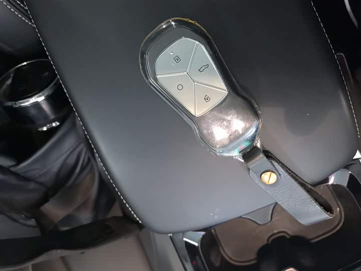 Фото 9 - XPeng P5