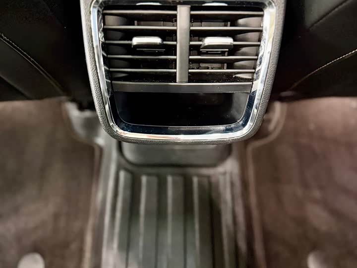 Фото 16 - Skoda Octavia Pro