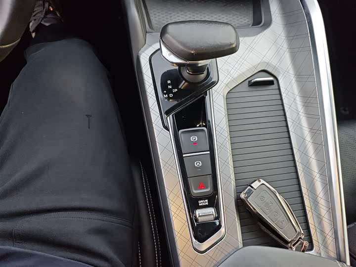 Фото 14 - Geely Preface