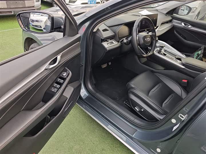 Фото 16 - Geely Preface