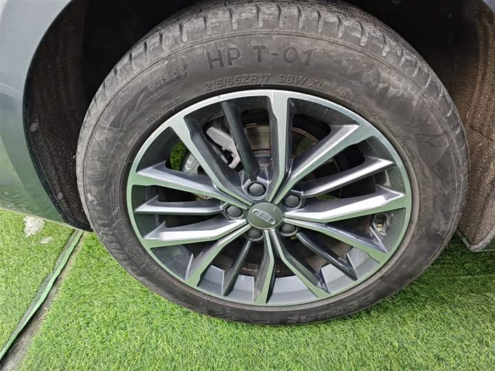 Фото 26 - Geely Preface