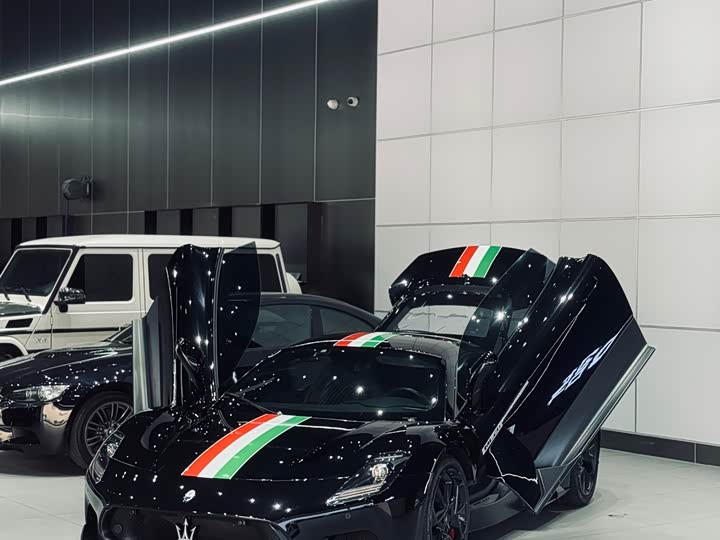 Фото 4 - Maserati MC20