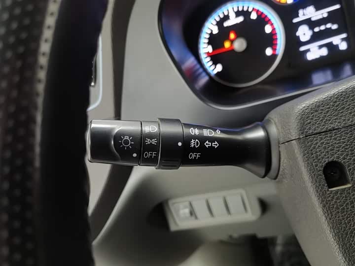 Фото 21 - Foton Tuyano